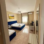Amaia & Restaurant Szálloda Saranda