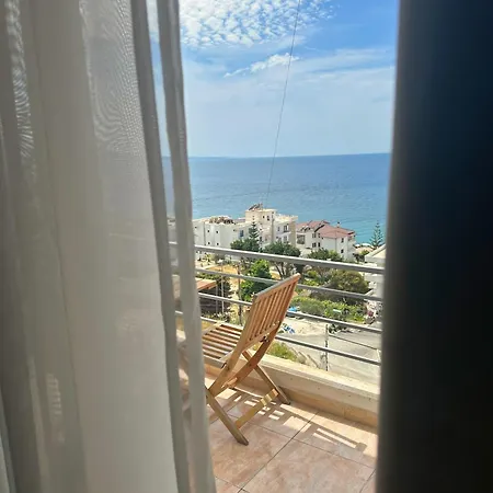 Nalu Hotel & Suites 4*