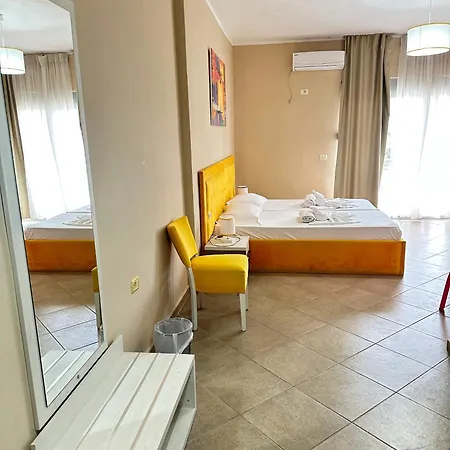 Amaia & Restaurant Hotel Sarandë