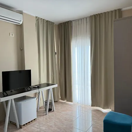 Amaia & Restaurant Sarandë