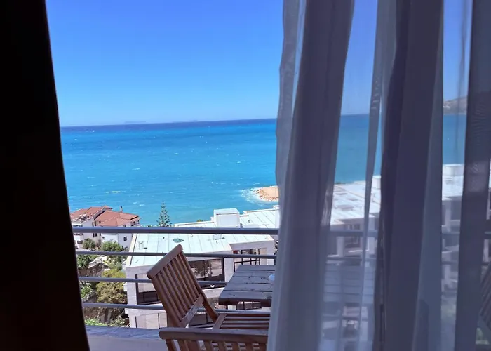 מלון Amaia & Restaurant 3*
